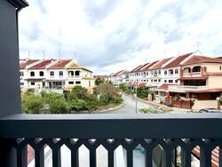 Loyang Villas (D17), Terrace #549304151